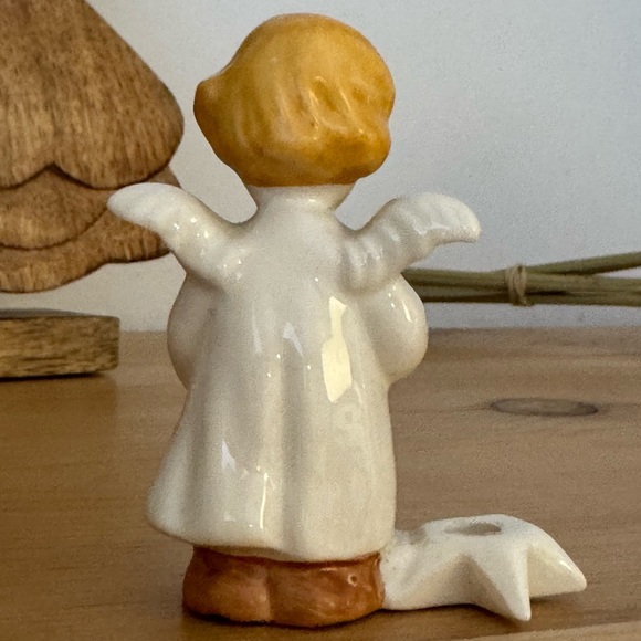 Vintage GOEBEL HUMMEL Germany ANGEL Toy Candle Holder - Picture 5 of 5